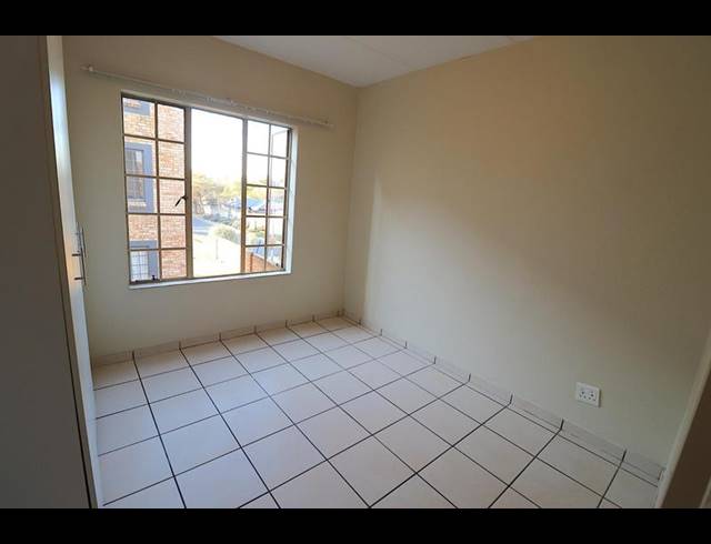2 BEDROOM PROPERTY TO RENT IN NORTH RIDING